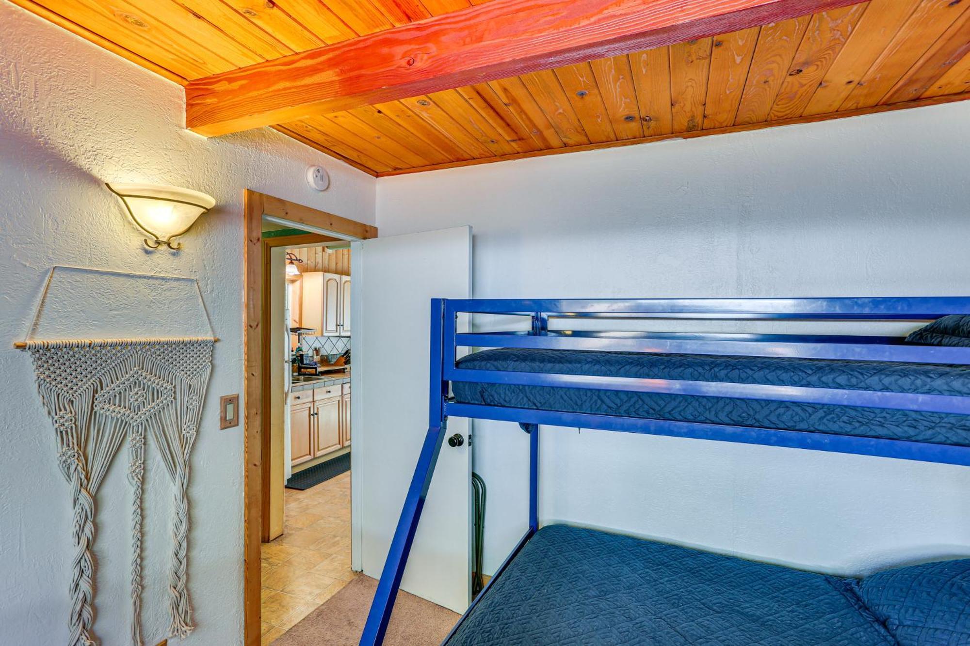 Big Bear Lake Cabin About 1 Mi To Snow Summitandbig Bear 빌라 외부 사진